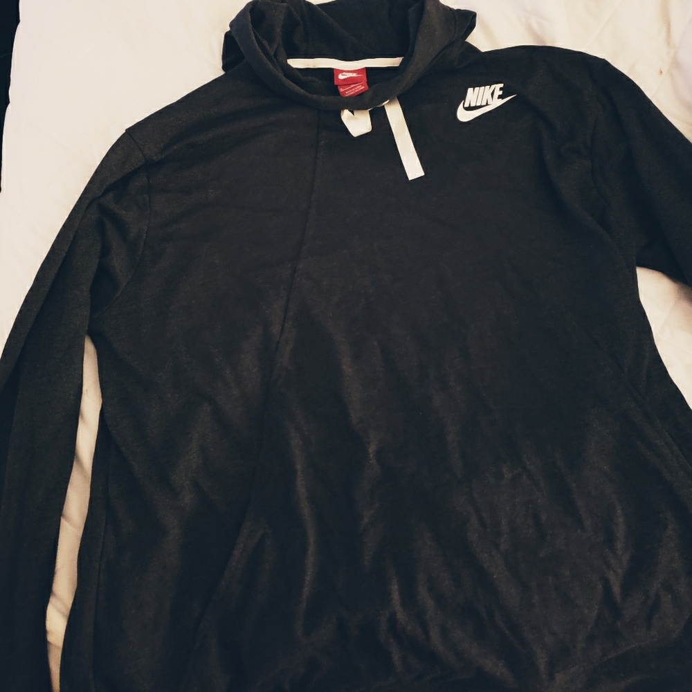 Nike pull over
